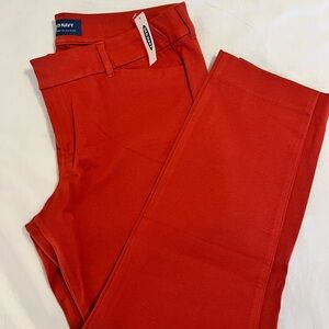 Old Navy Mid Rise Pixie Pants